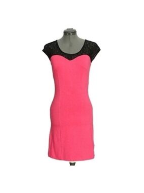 CITY STREETS Vibrant Hot Barbie Pink w/ Black Lace Body Con Dress Size S. NWT!